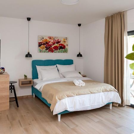 Libar Studio Apartments Baška Voda Екстериор снимка