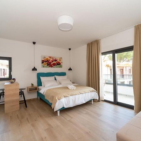 Libar Studio Apartments Baška Voda Екстериор снимка