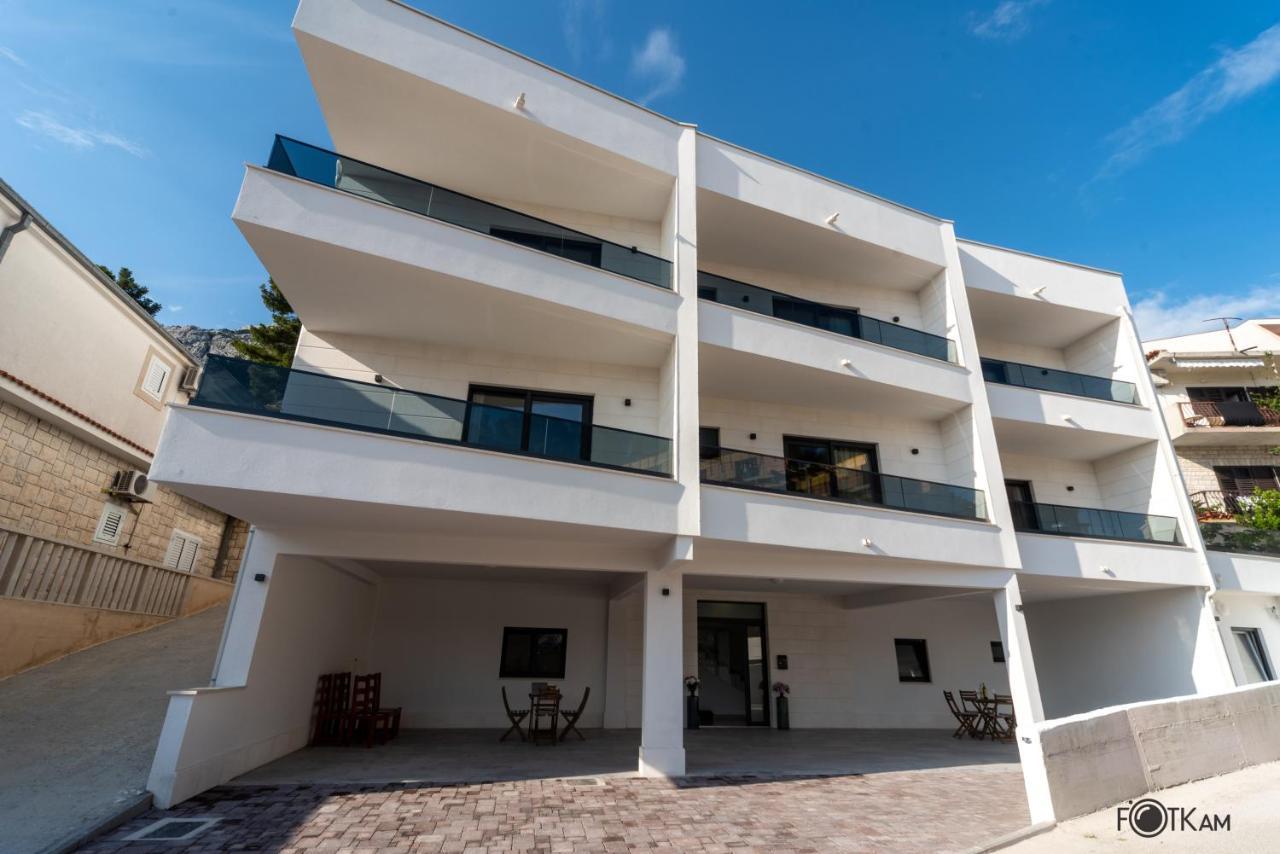 Libar Studio Apartments Baška Voda Екстериор снимка